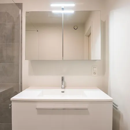 Apartment Wonderful New By The