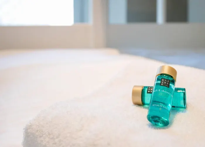 شقة Wonderful New By The *