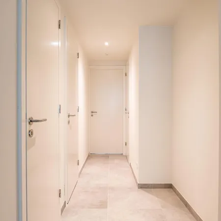 Wonderful New By The Апартаменты Остенде